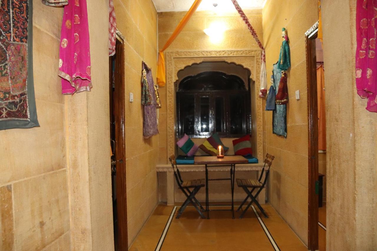 Hotel Pol Haveli Jaisalmer Exteriör bild